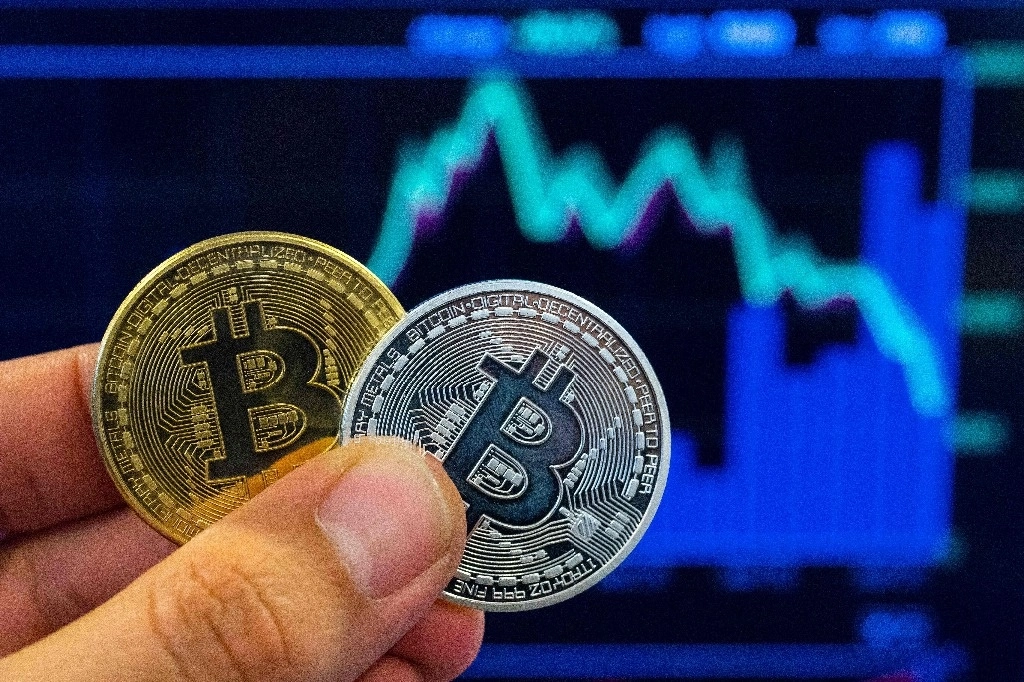 bitcoin-marca-nuevo-record-cotiza-en-93-mil-625-dolares-4725html-bitsopng-2311html-b5adc72f-8b63-428a-8608-6914521b8261