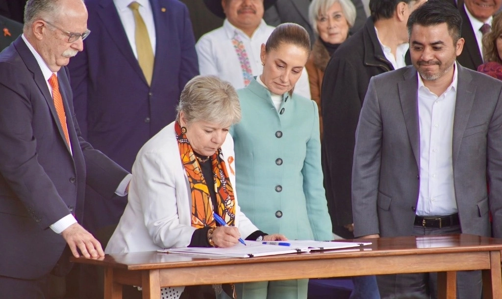 historico-el-acuerdo-nacional-por-el-derecho-humano-al-agua-barcena-5797html-barcenajfif-3780html-92658da1-7848-42ad-b1e0-b942c5dedae1ljnimgndimage=fullsize